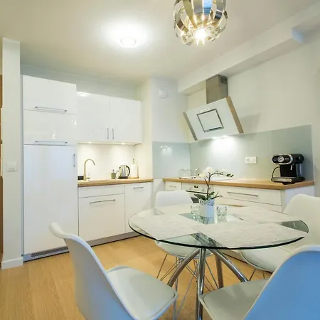 Grand - Waterlane Island *