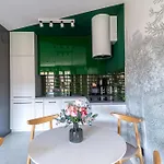 Grand - Waterlane Island *