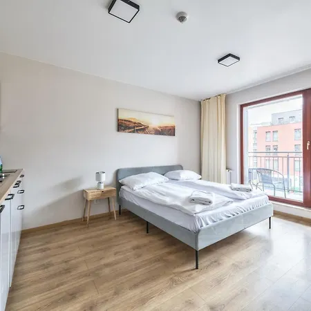 Grand - Waterlane Island Danzica