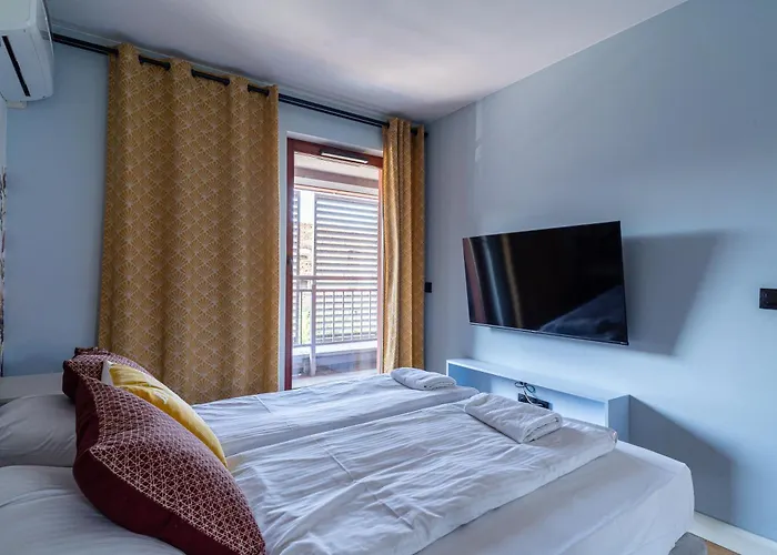 Daire Grand - Waterlane Island